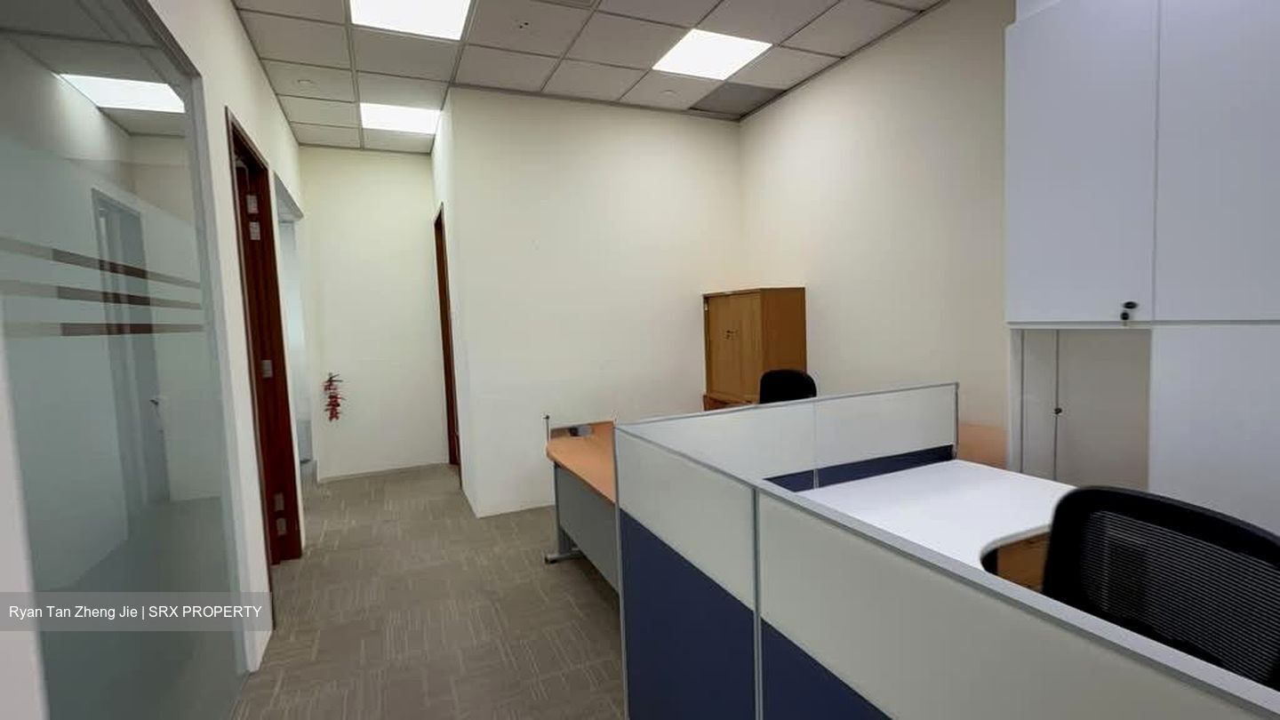 Alexandra Point (D5), Office #551832161